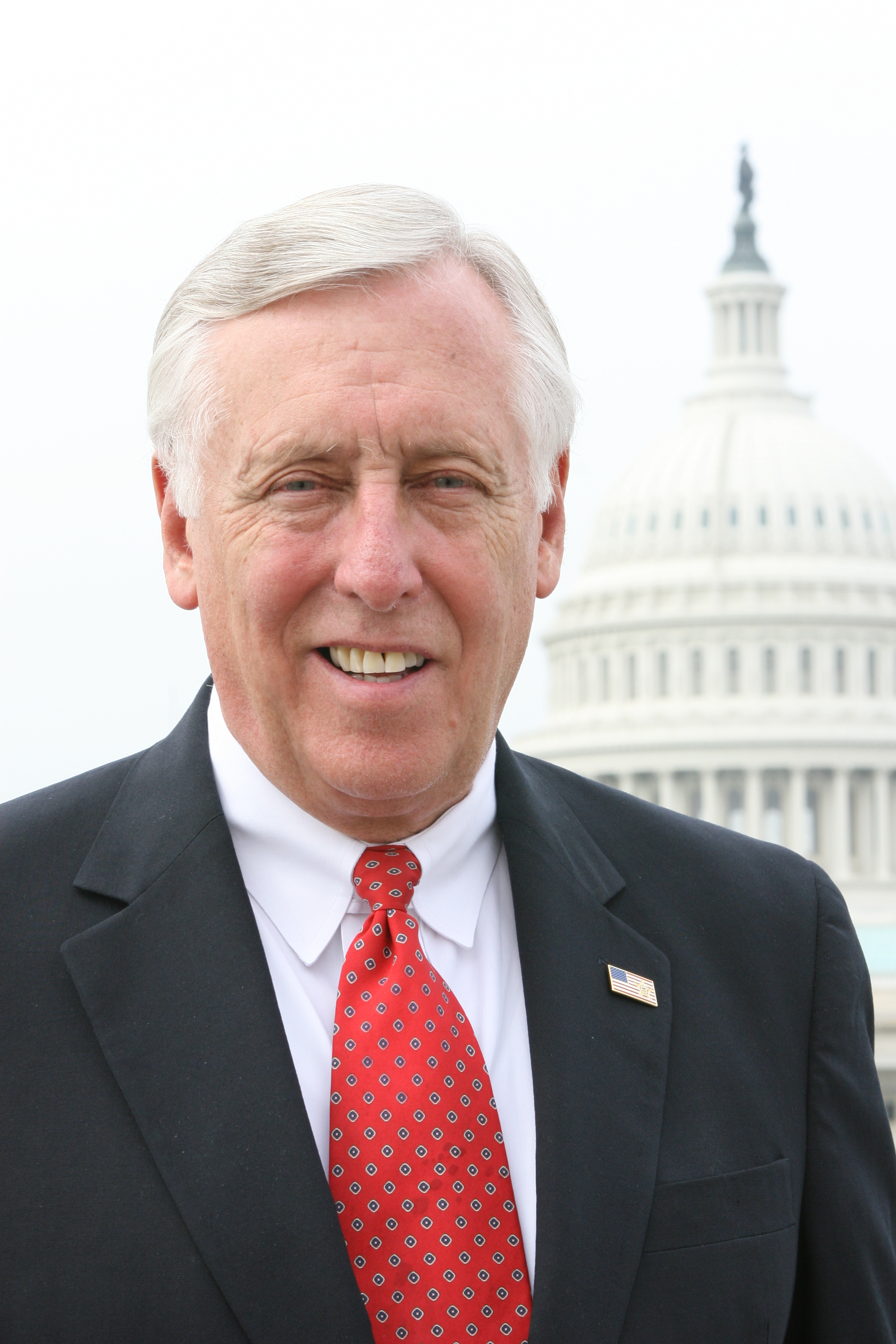 Photo of Steny Hoyer in front of the Capitol building